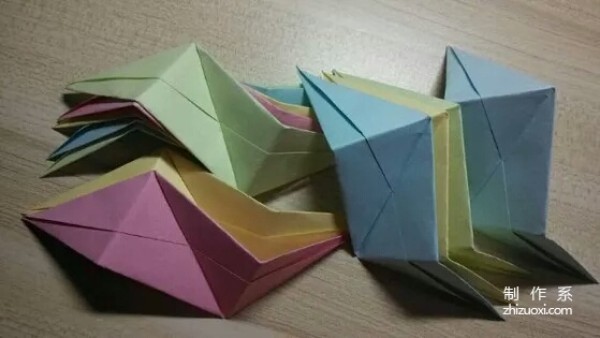 Super simple origami hand-making method of exquisite flower balls