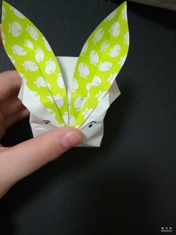 How to make origami of cute little cubed bunny rabbit