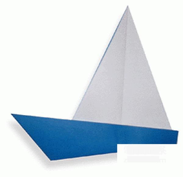 How to origami a simple sailboat for children