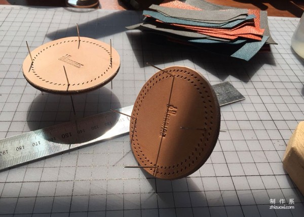 Tutorial on barrel-shaped leather goods and double-layer seaming