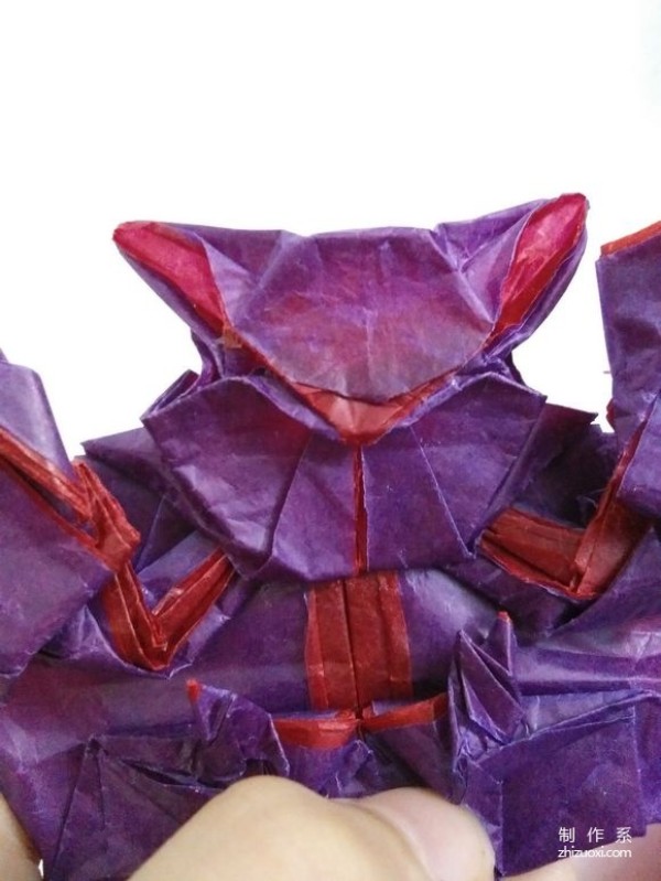 Origami DIY illustrated tutorial that teaches you how to fold the two-color Pokémon Scorpion King