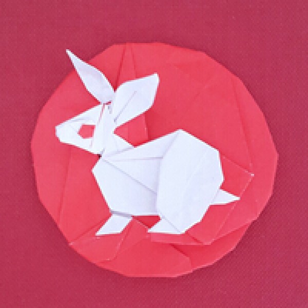 Illustrated origami tutorial of Chang'e Jade Rabbit